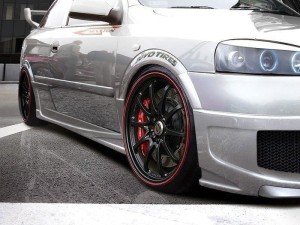 Dokładki progów Opel Astra G 3D Hatchback ( Racer )