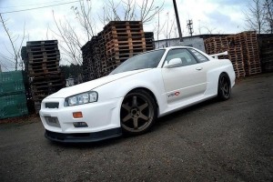 Poszerzenia przednie Nissan Skyline R34 GTT / GTR