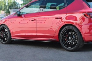 Dokładki progów V2 Seat Leon Cupra MK3 / FR Polift (czarny mat)