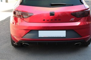 Splittery tylne boczne V2 Seat Leon MK3 Cupra Polift (carbon look)