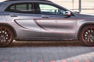 Dokładki progów Mercedes-Benz GLA 45 AMG SUV (X156) Przedlift (czarny mat)