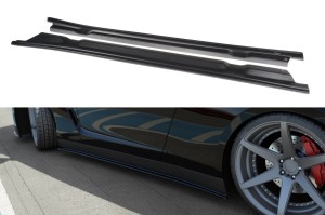 Dokładki progów Nissan GT-R Przedlift Coupe (R35) (carbon look)