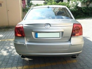 Spojler tylny Toyota Avensis II Sedan