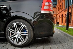 Splittery tylne boczne Opel Zafira B OPC / VXR (czarny mat)